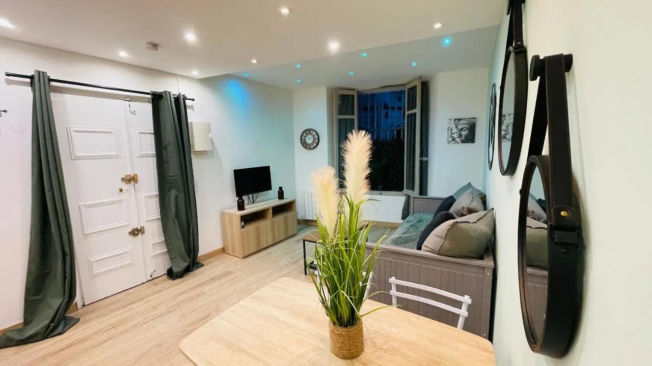 Appartement Gympie : Joli Studio Cosy En Centre-Ville Draguignan France